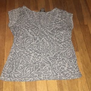 Grey leopard top